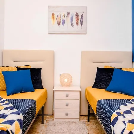 Victoria Playa Apartment